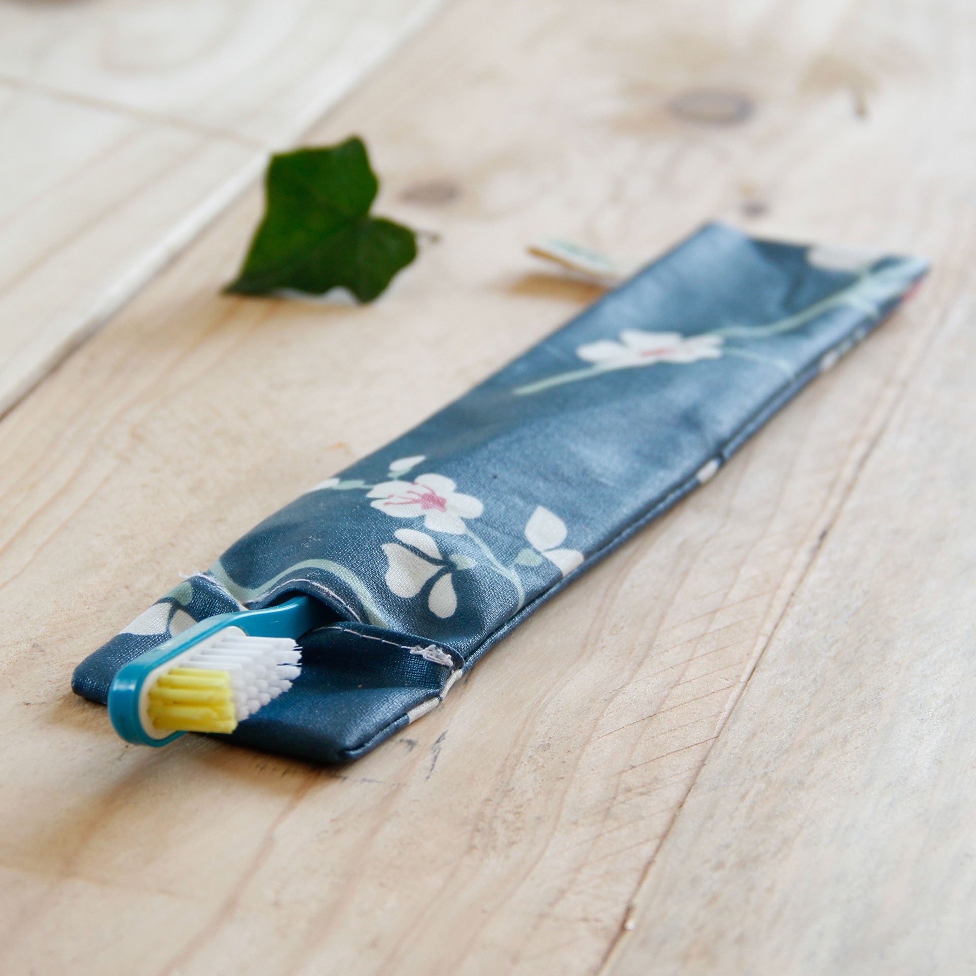 Etui brosses à dents (coton enduit)